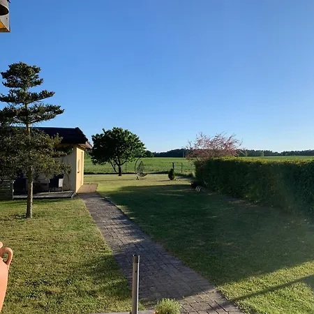 Feriehus Idyllisches In Ruhiger Lage *