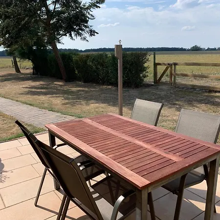 펜션 Idyllisches In Ruhiger Lage Wölsickendorf-Wollenberg