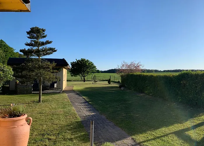 Feriehus Idyllisches In Ruhiger Lage *